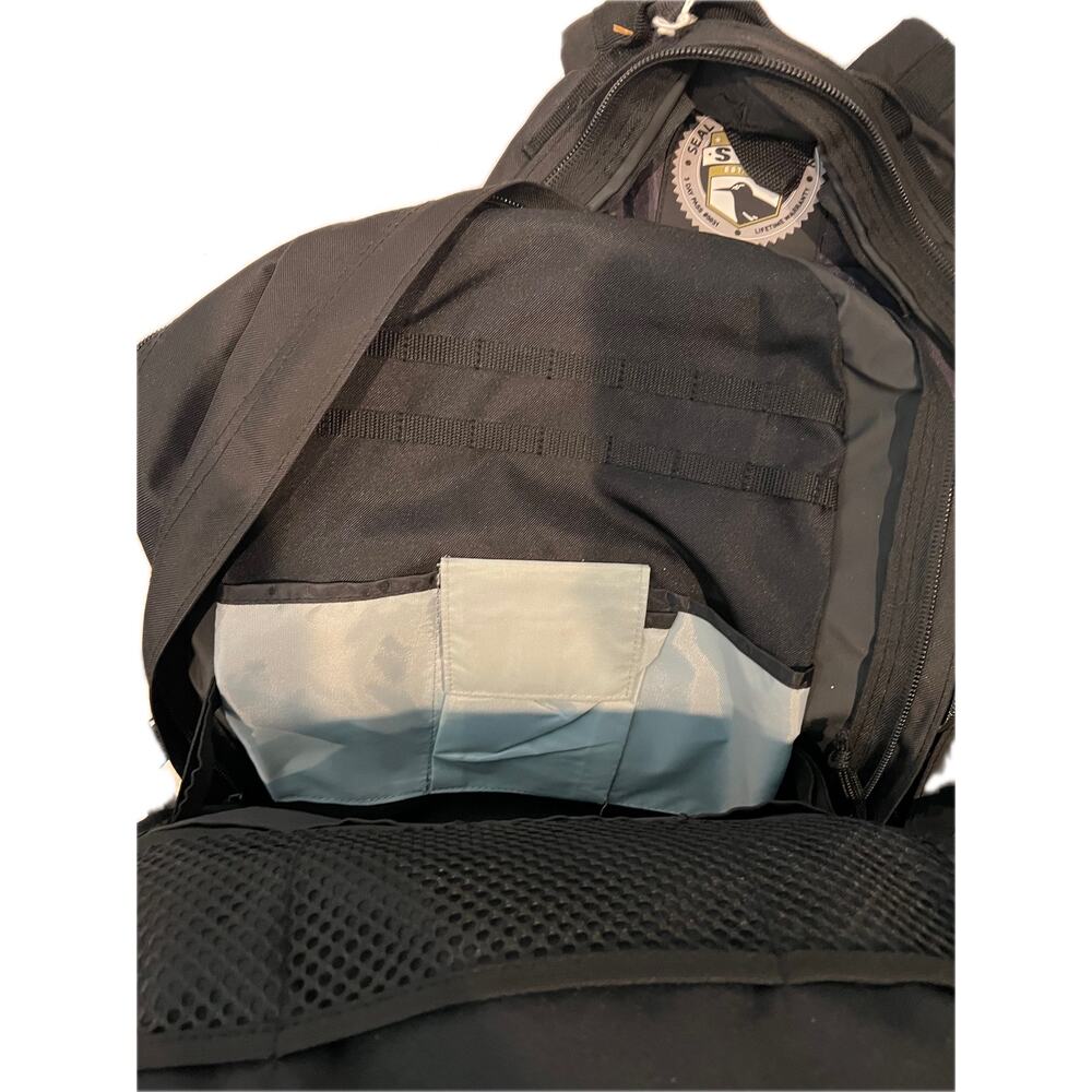 Sandpiper of California Bugout  Bag - Blackrr - Picture 6 of 8